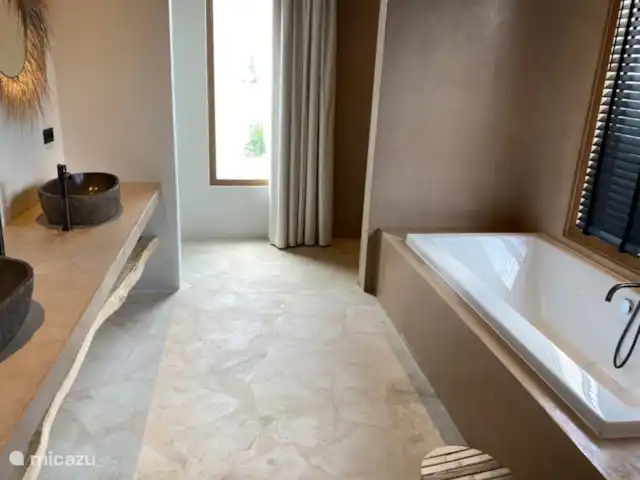 Villa Bambu Bliss, Jan Thiel huren in Curaçao, Banda Ariba (oost), Jan Thiel - villa Badkamer
