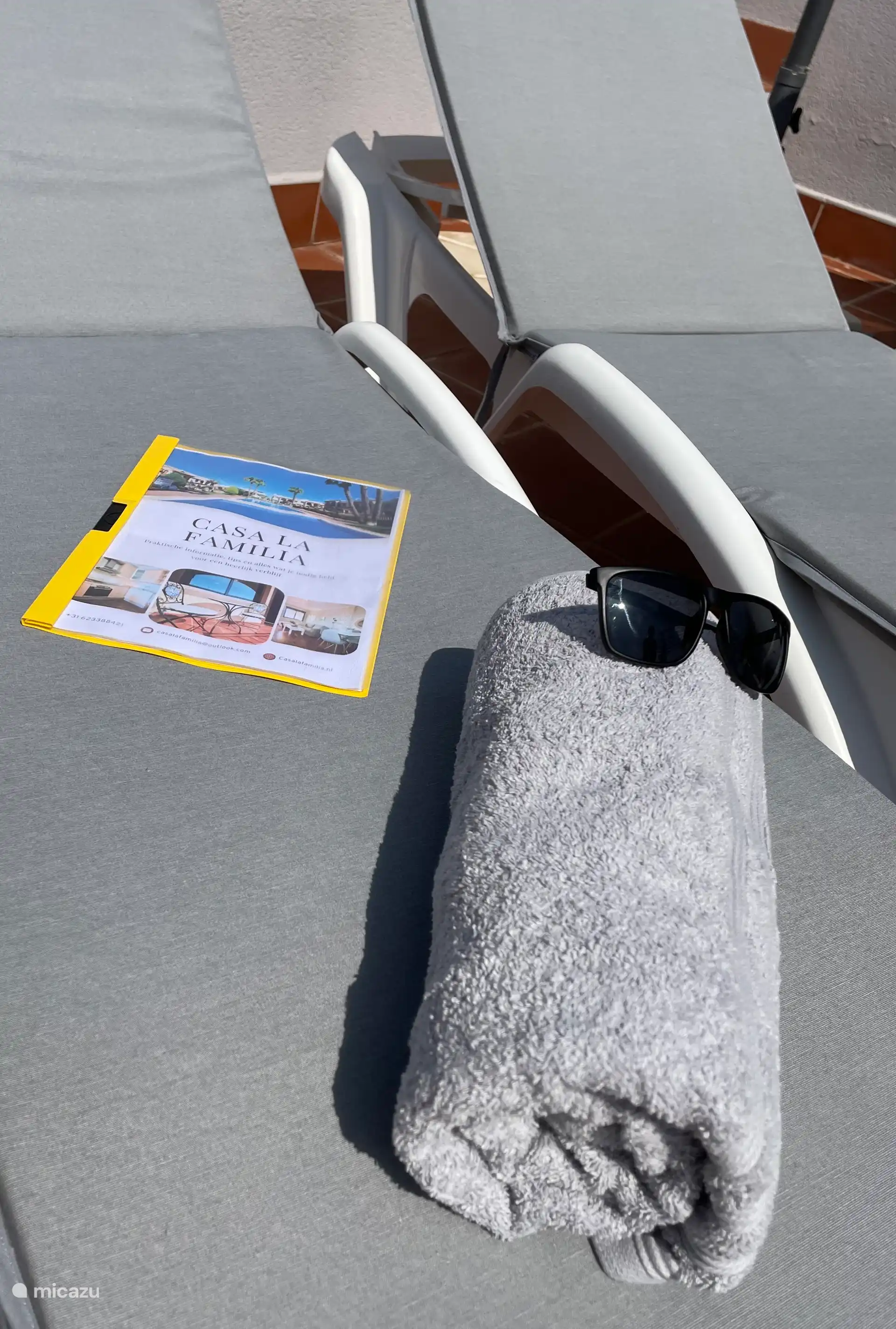 Heerlijke ligbedden op het dakterras 