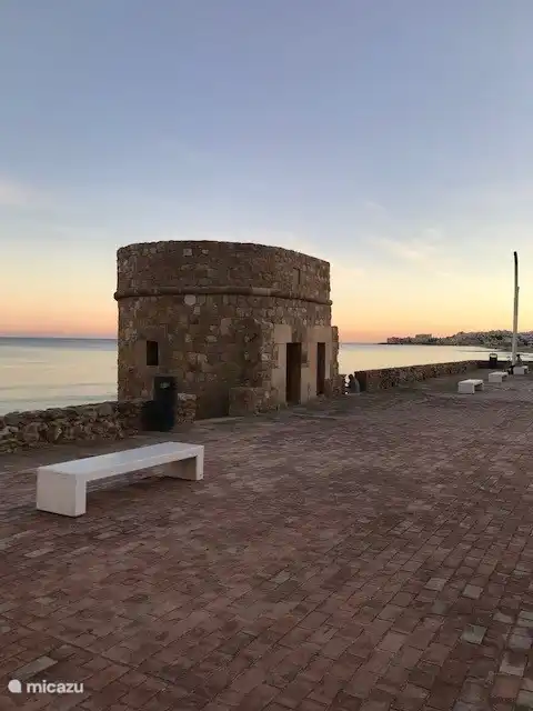 Visita la histórica Torre de La Mata y disfruta de las vistas.
