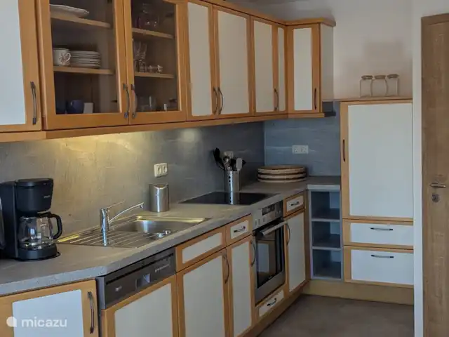 Maison Landlust - Appartement à l’étage | Allemagne, Sauerland, Waldeck am Edersee - maison de vacances Grande kitchenette pour tout ce dont vous avez besoin dans la cuisine