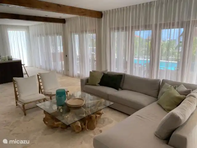 Villa Tranquila, Jan Thiel | Curaçao, Banda Ariba (est), Jan Thiel - villa Salon avec coin salon confortable