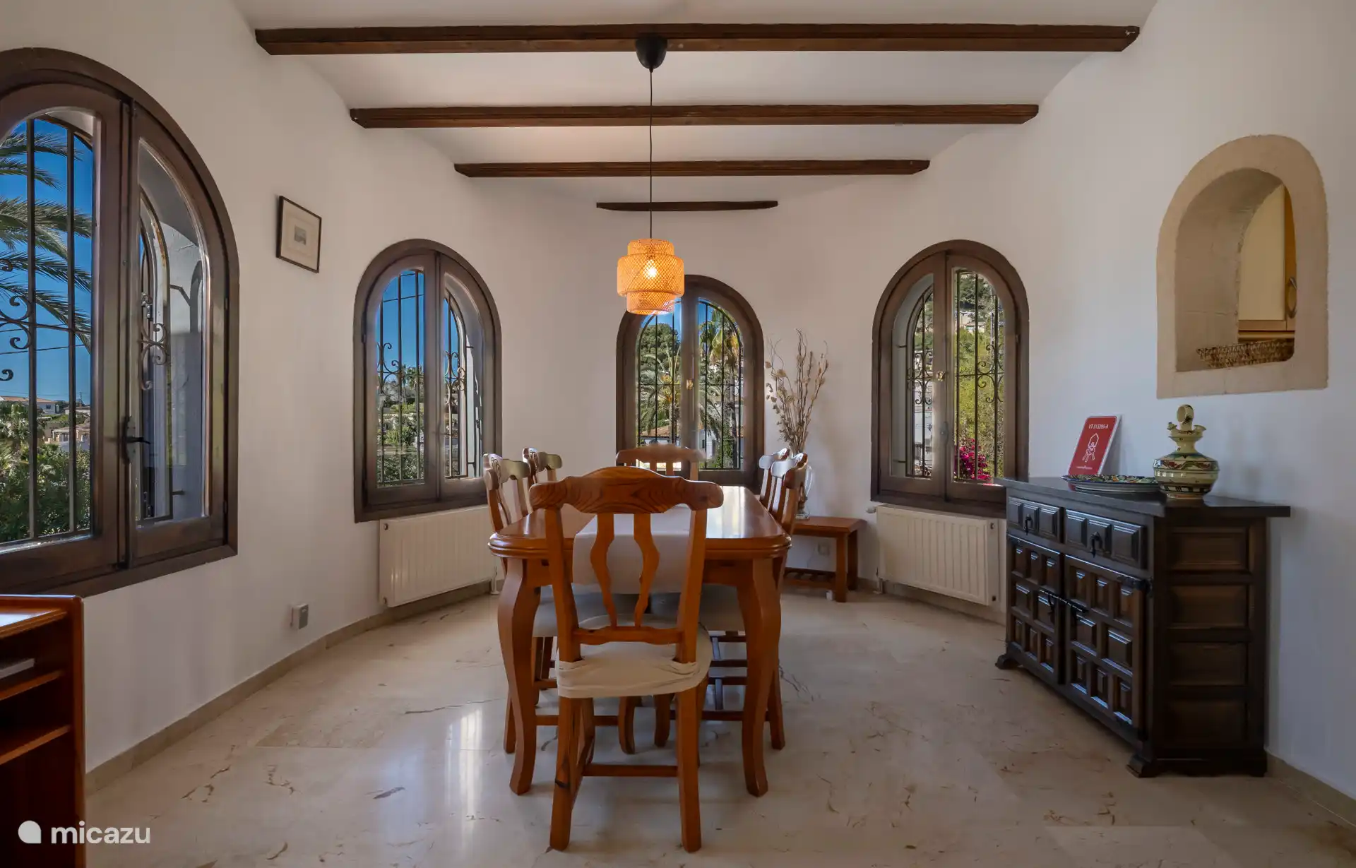 Ein gemütlicher Essbereich.