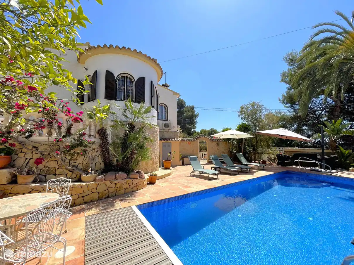 Dieses charmante Ferienhaus ist ideal für einen erholsamen Aufenthalt mit 8 Personen.