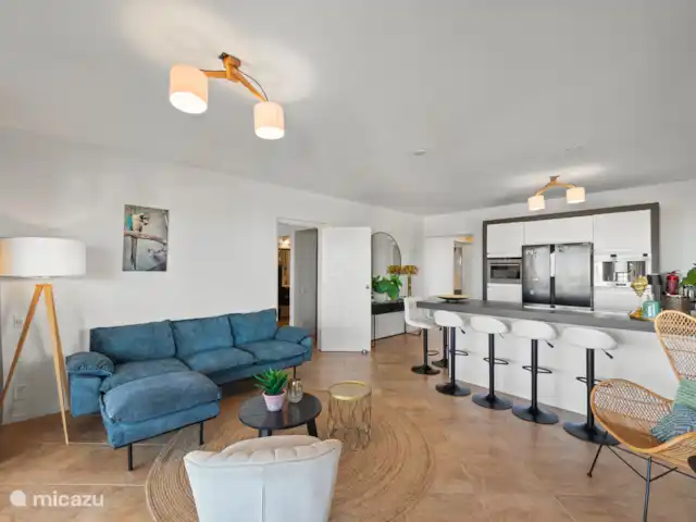 Vista del Sol, Jan Thiel | Curaçao, Banda Ariba (est), Jan Thiel - appartement Salon avec cuisine ouverte