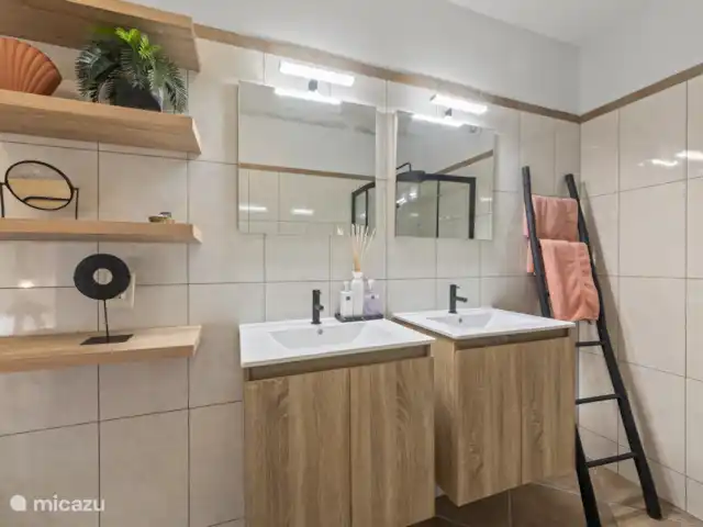Vista del Sol, Jan Thiel | Curaçao, Banda Ariba (est), Jan Thiel - appartement Salle de Bains