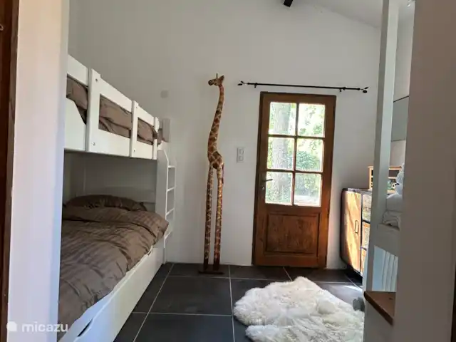Location de Vacances France, Aude, Alzonne, villa - Maisons du Parc au Domaine le Puget Chambre avec lits superposés et troisième lit gigogne si nécessaire.