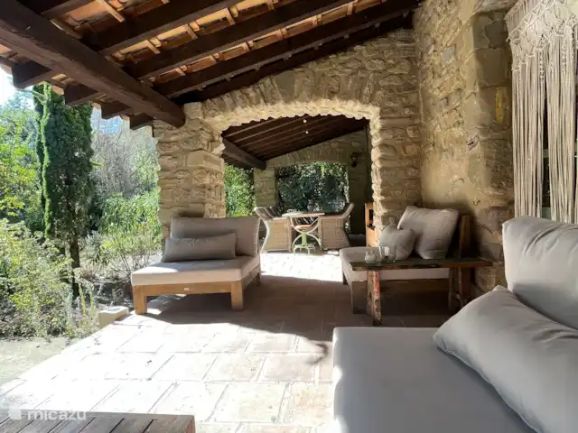 Location de Vacances France, Aude, Alzonne, villa - Maisons du Parc au Domaine le Puget Vivre à l’extérieur est particulièrement la devise ici.
Qu’il pleuve ou qu’il vente.