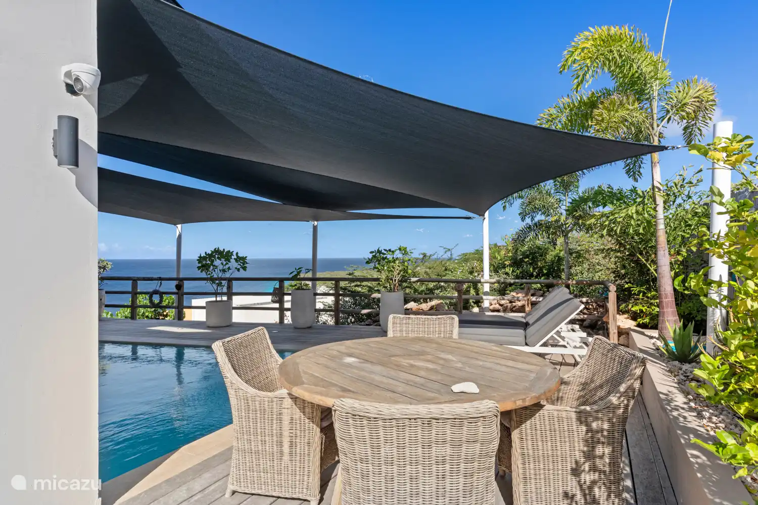 Kleiner Tisch für kleine Frühstücke