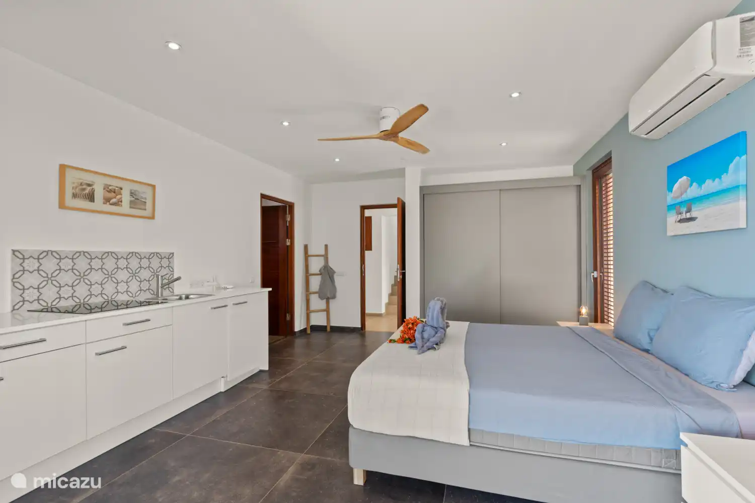 2. Schlafzimmer im Erdgeschoss mit eigenem Bad