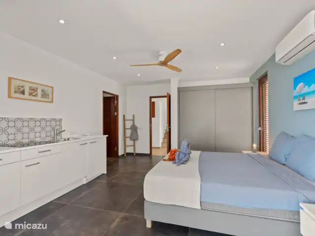 Villa Lahara huren in Curaçao, Banda Abou (west), Cas Abao - villa 2e slaapkamer beneden met badkamer ensuite