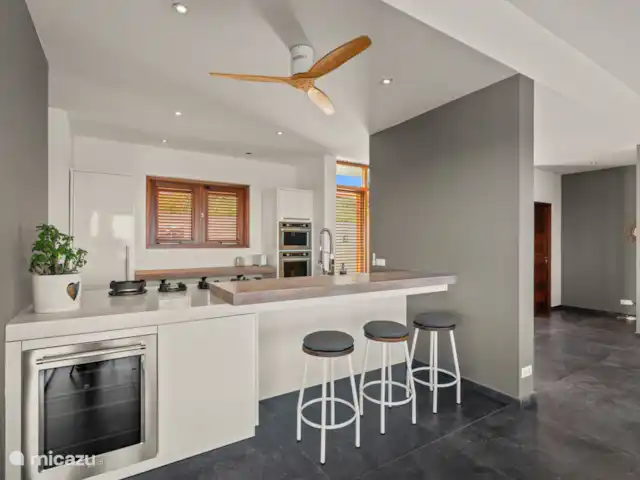 Villa Lahara huren in Curaçao, Banda Abou (west), Cas Abao - villa Open keuken met barretje