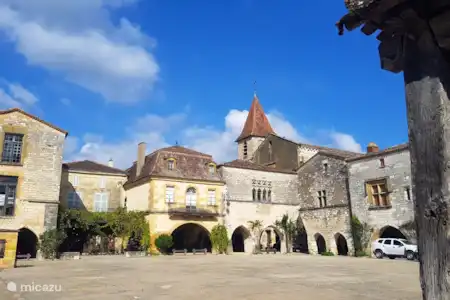 ATTRACTIONS À PROXIMITÉ