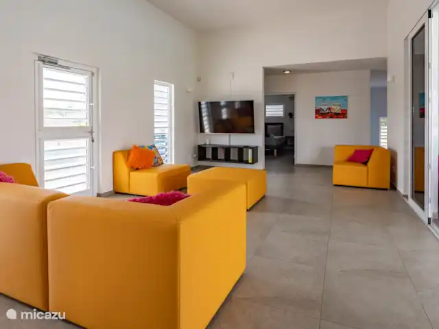 Villa La Familia Retreat, Jan Thiel | Curaçao, Banda Ariba (est), Jan Thiel - villa Coin TV