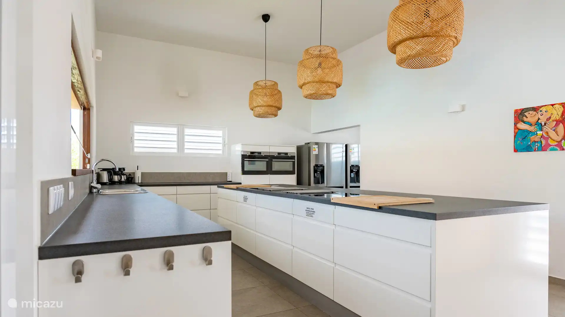 Luxuriöse offene Küche