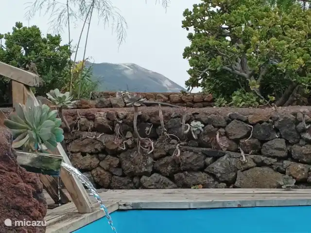 Wandelen, Spanje, La Palma, El Paso, gîte / cottage Hacienda La Centenaria Natuur, vulkaan en ontspanning bij het zwembad