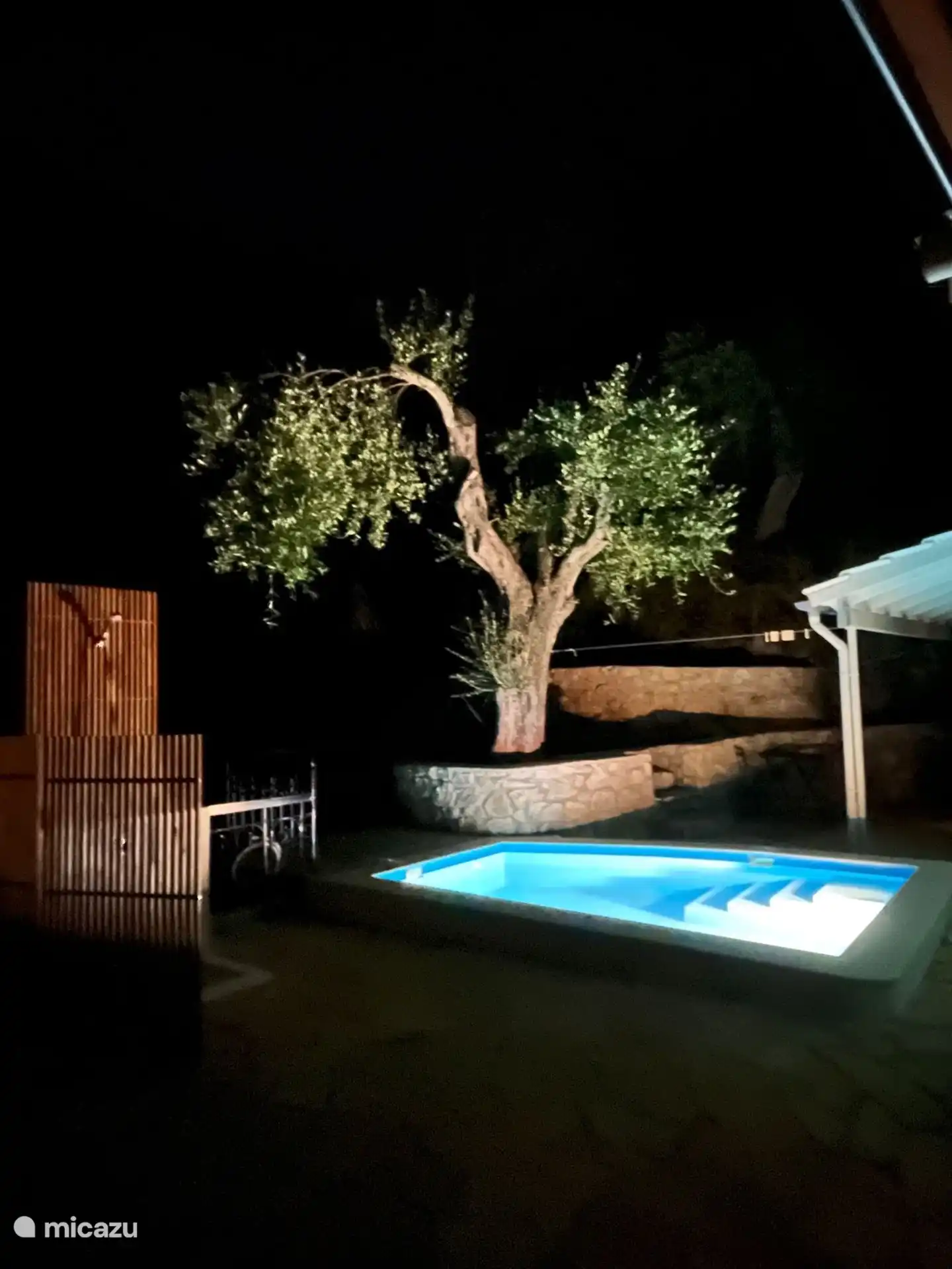 Bassin profond de nuit