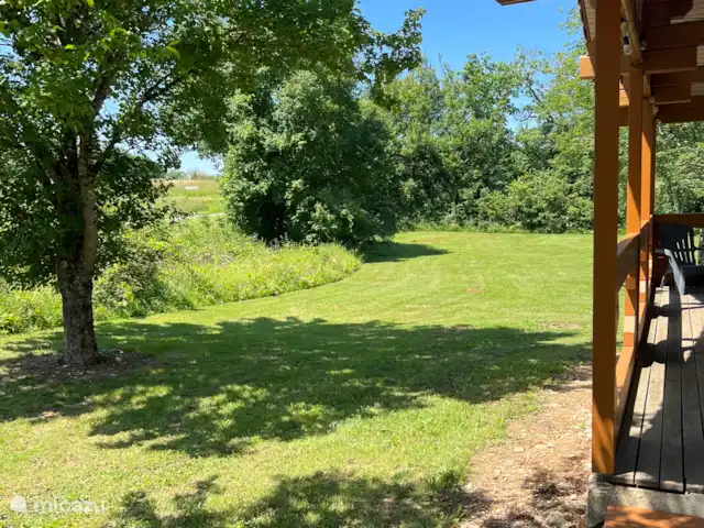 Location de Vacances France, Lot, Mauroux, chalet - Chalet Il Mondo Jardin du chalet