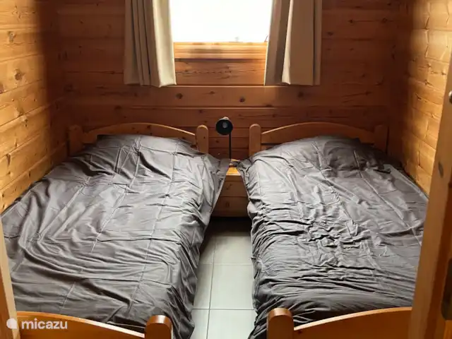 Location de Vacances France, Lot, Mauroux, chalet - Chalet Il Mondo Chambre 2x lit simple séparé