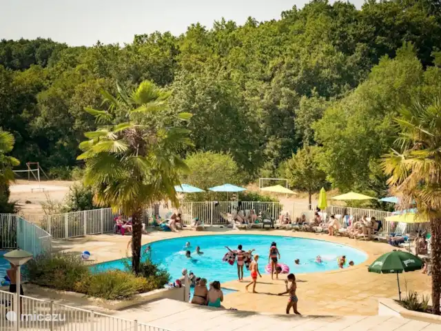 Location de Vacances France, Lot, Mauroux, chalet - Chalet Il Mondo piscine