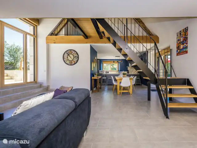 Les Huttes | France, Lot, Montgesty - maison de vacances Le salon