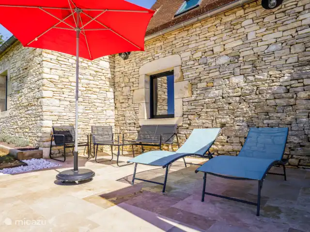 Les Huttes | France, Lot, Montgesty - maison de vacances Se détendre au soleil ou à l’ombre