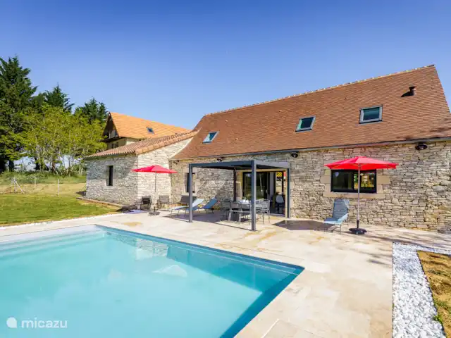 Les Huttes | France, Lot, Montgesty - maison de vacances Maison avec piscine