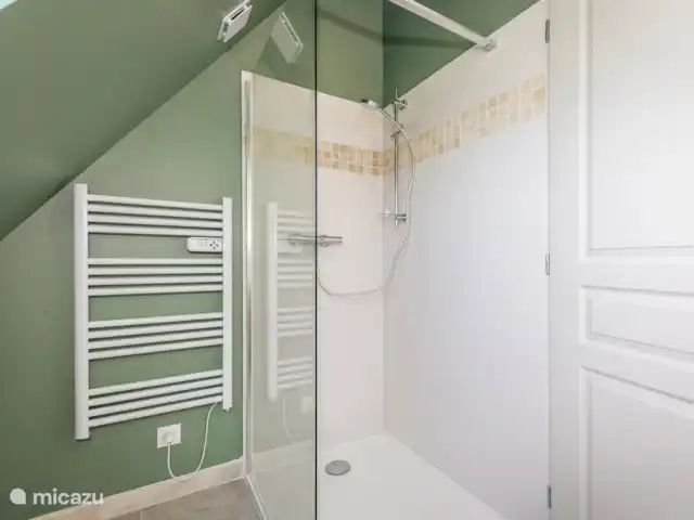 Les Huttes | France, Lot, Montgesty - maison de vacances Salle de Bains