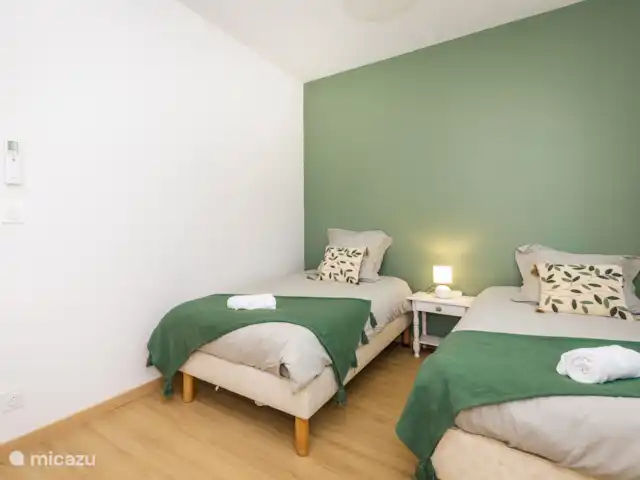 Les Huttes | France, Lot, Montgesty - maison de vacances Chambre