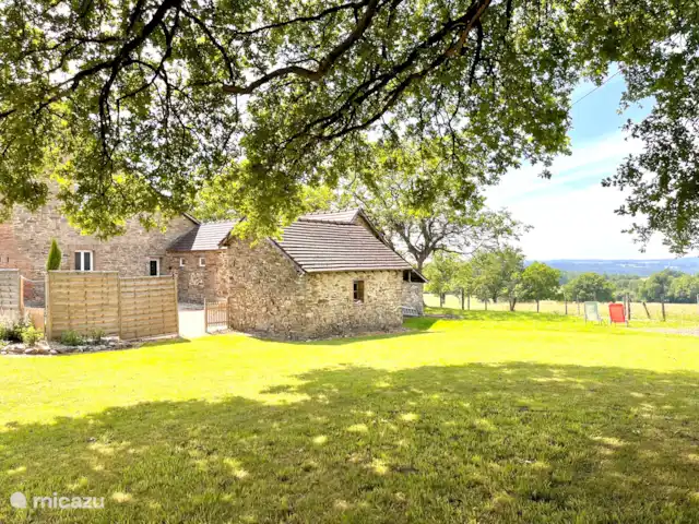 Maison CouCou 2 | France, Dordogne, Jumilhac-le-Grand - gîte / cottage La Maison CouCou II vue du jardin général.