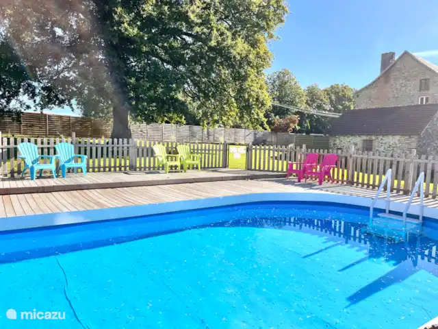 Maison CouCou 4 | France, Dordogne, Jumilhac-le-Grand - gîte / cottage La piscine entièrement clôturée de la Maison CouCou, exclusivement pour nos propres clients.