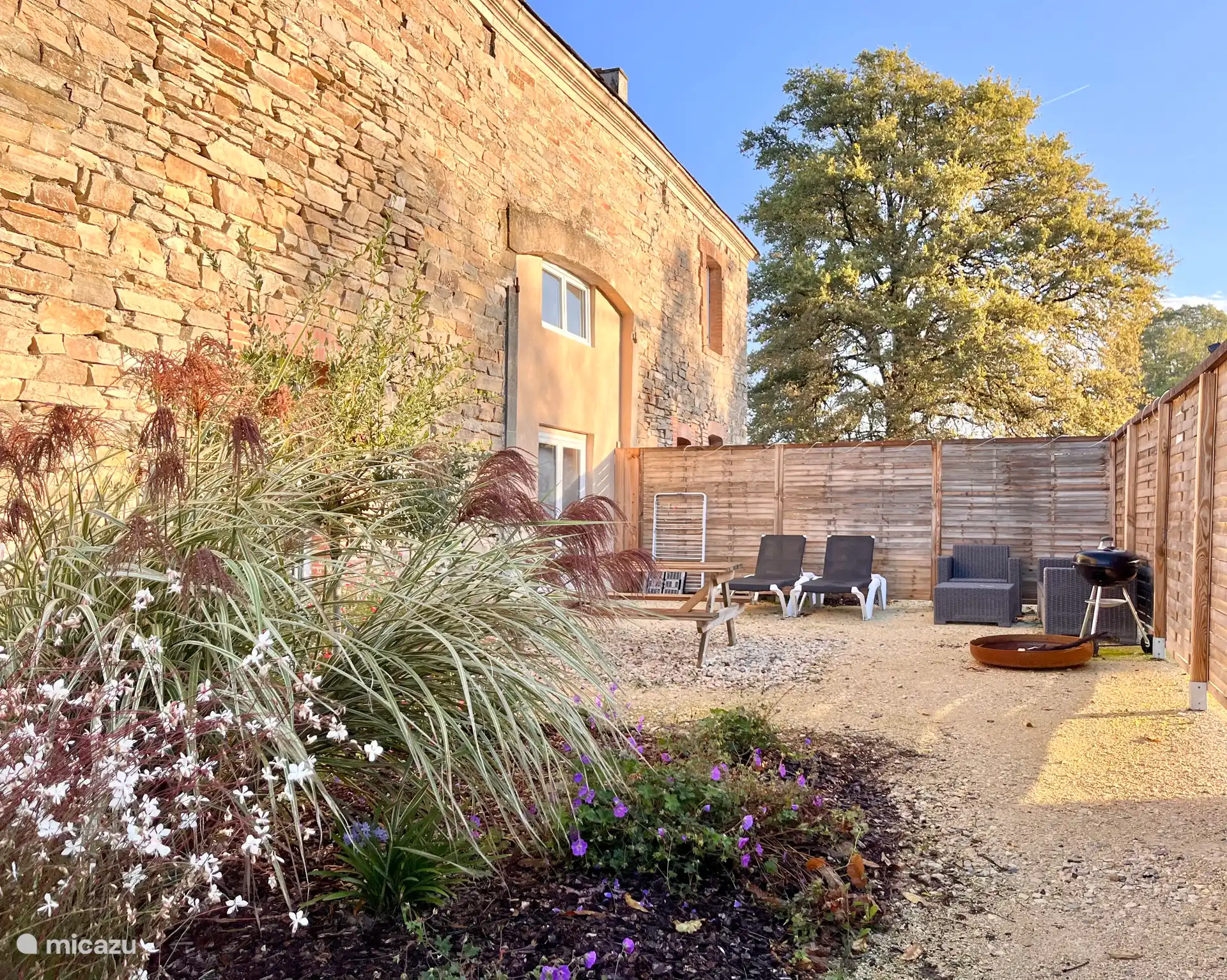 Jardin privatif entièrement clos de la Maison CouCou IV.