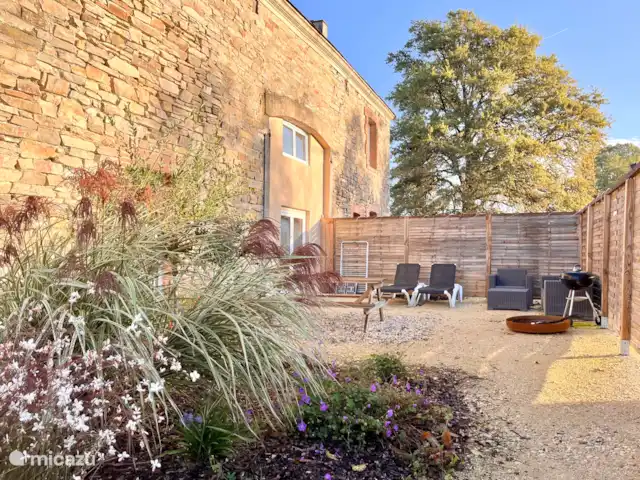 Maison CouCou 4 | France, Dordogne, Jumilhac-le-Grand - gîte / cottage Jardin privatif entièrement clos de la Maison CouCou IV.
