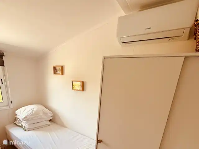 Château Corma | France, Charente, Écuras - maison de vacances Deuxième chambre à coucher : angle différent