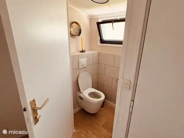 Château Corma | France, Charente, Écuras - maison de vacances WC séparé