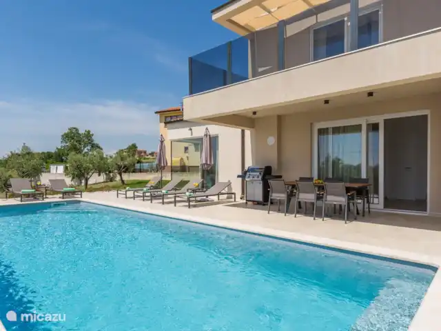 Villa N | Croatie, Istrie, Visnjan - villa À l’extérieur au bord de la piscine