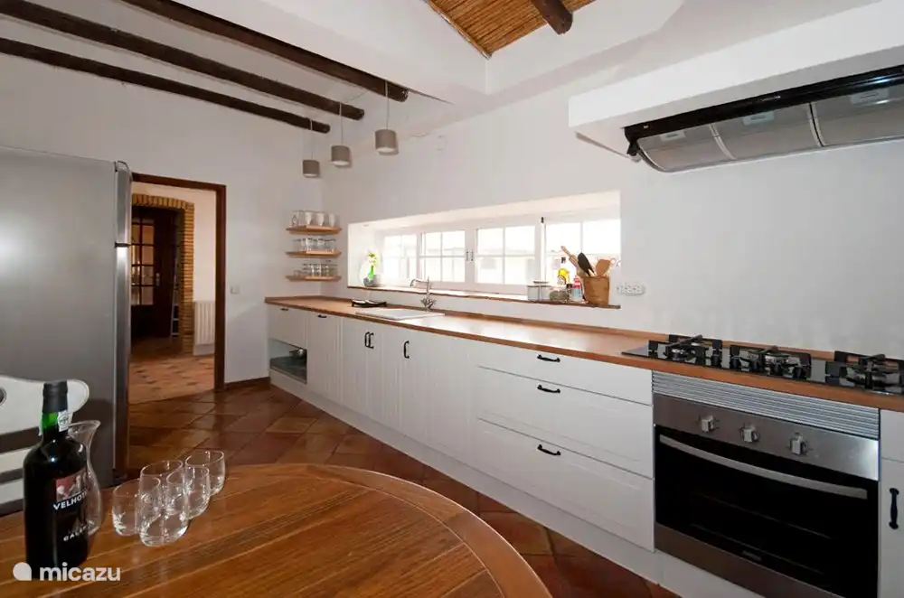 Una cocina espaciosa