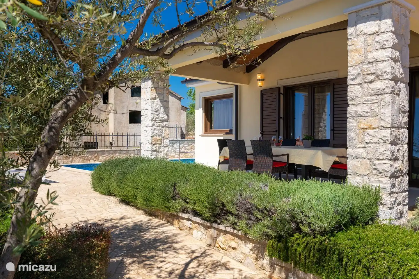 coin salon extérieur