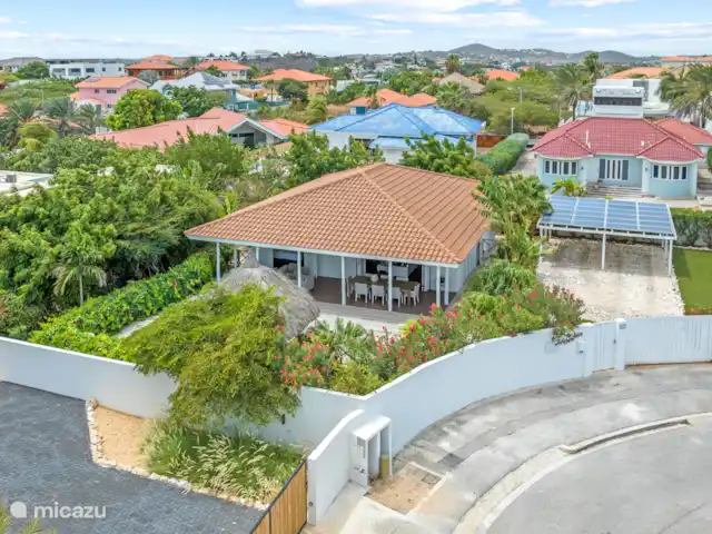 Villa Solaya 1, Jan Thiel | Curaçao, Banda Ariba (est), Jan Thiel - villa Vue aérienne de la villa.