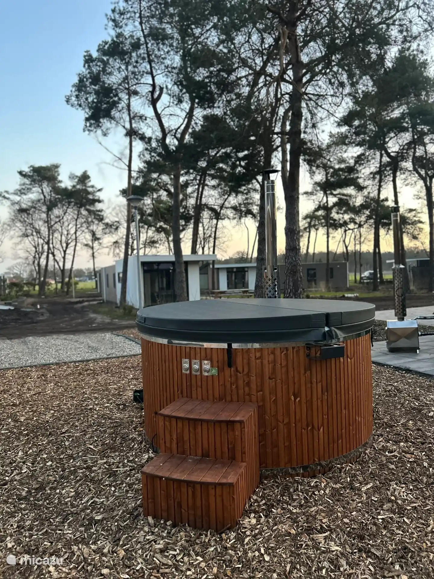 Luxueux bain à remous privé avec lumière et bulles