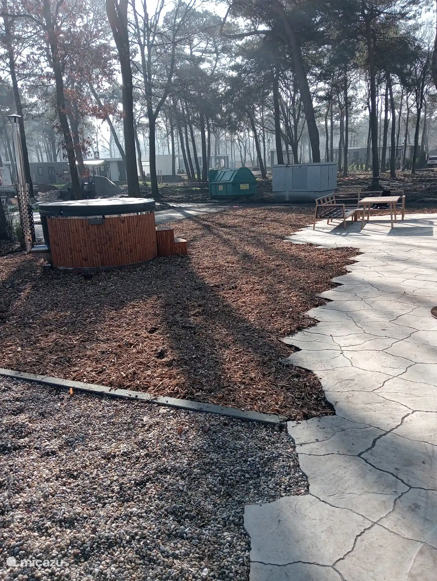 Boshuisje Casa Kuin avec un grand jardin et un luxueux bain à remous privé