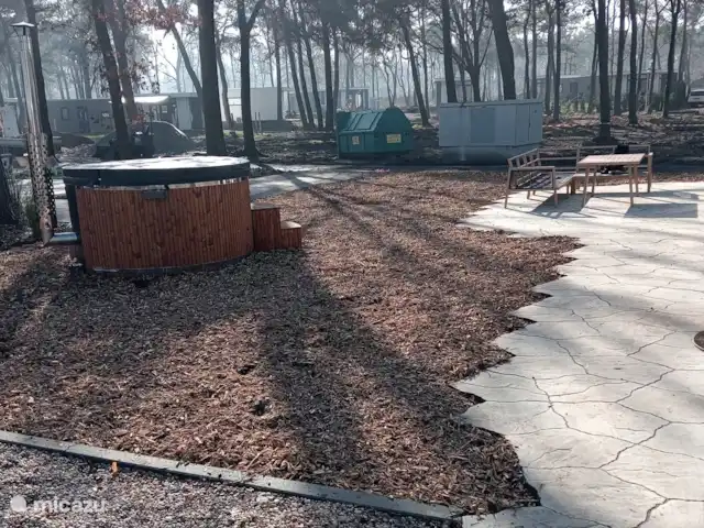 Cabaña forestal Casa Kuin en Países Bajos, Overijssel, Haarle - chalet Boshuisje Casa Kuin con amplio jardín y lujosa bañera de hidromasaje privada