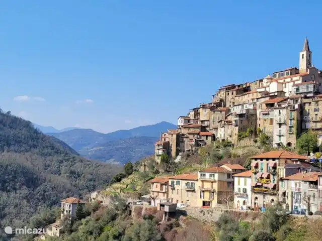 Location de Vacances Italie, Ligurie, Apricale, appartement - Retraite de Lil Apricale ! Quel joli village allez les gens !! Regarde ça!
