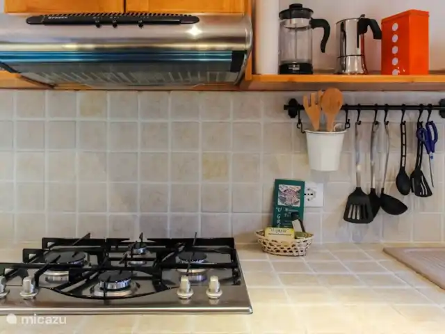 Location de Vacances Italie, Ligurie, Apricale, appartement - Retraite de Lil Apricale ! Cuisine très fonctionnelle !!