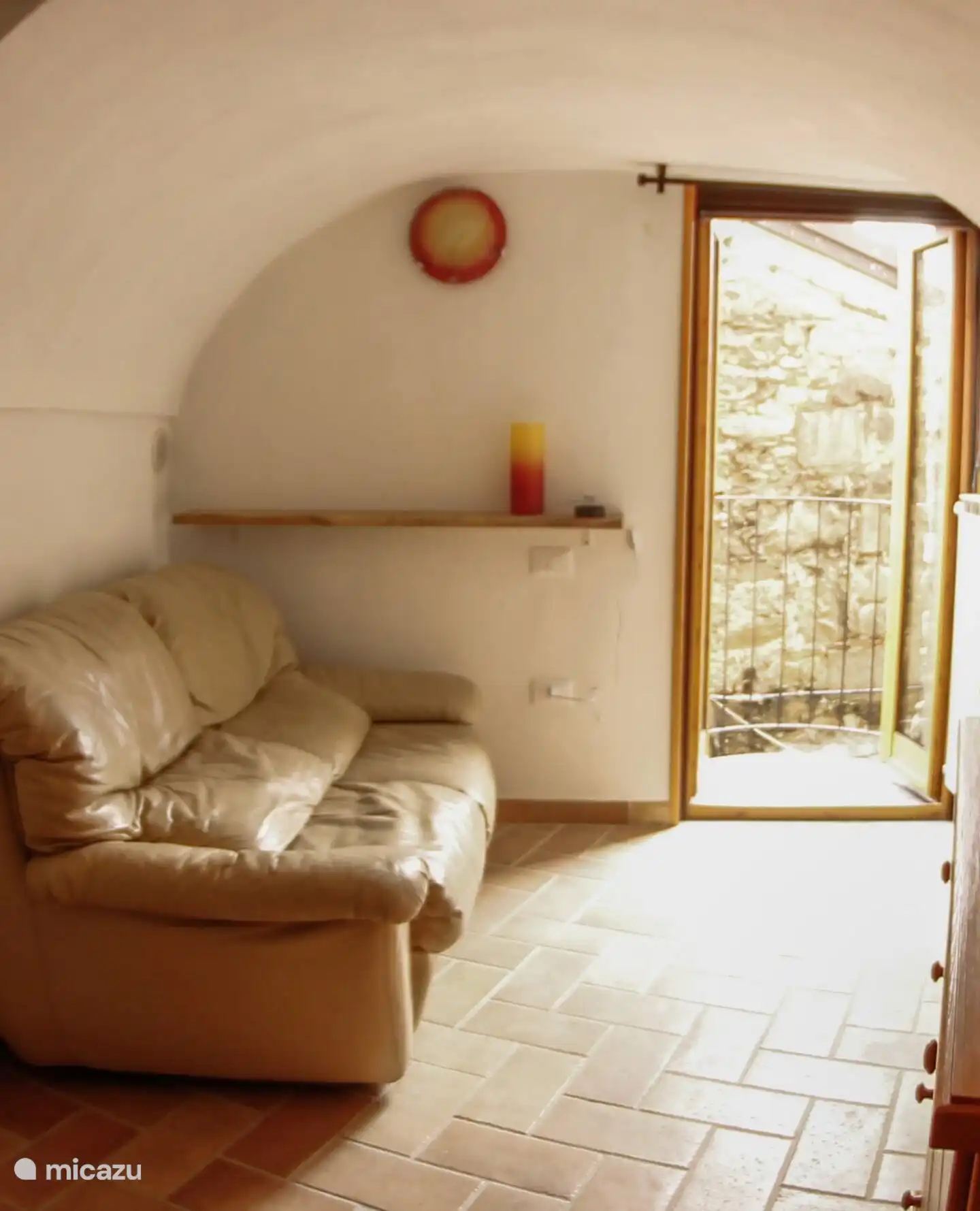 Diese Couch wurde ersetzt! Ich werde neue Bilder bekommen, wenn ich das nächste Mal dort bin!