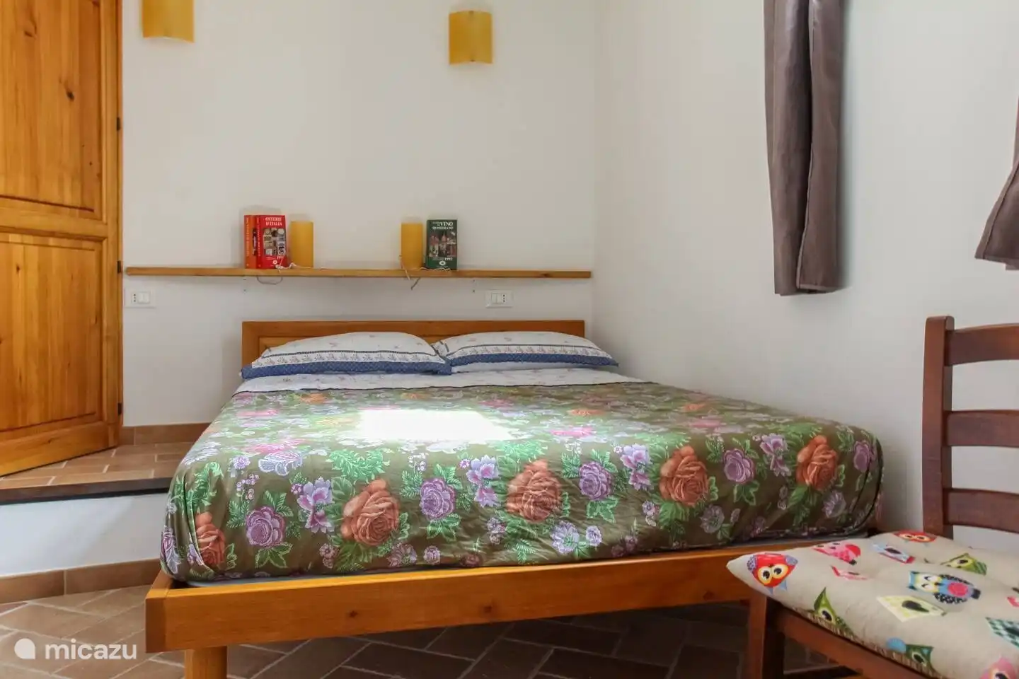 Hauptbettzimmer mit Queensize-/Ehebett!
