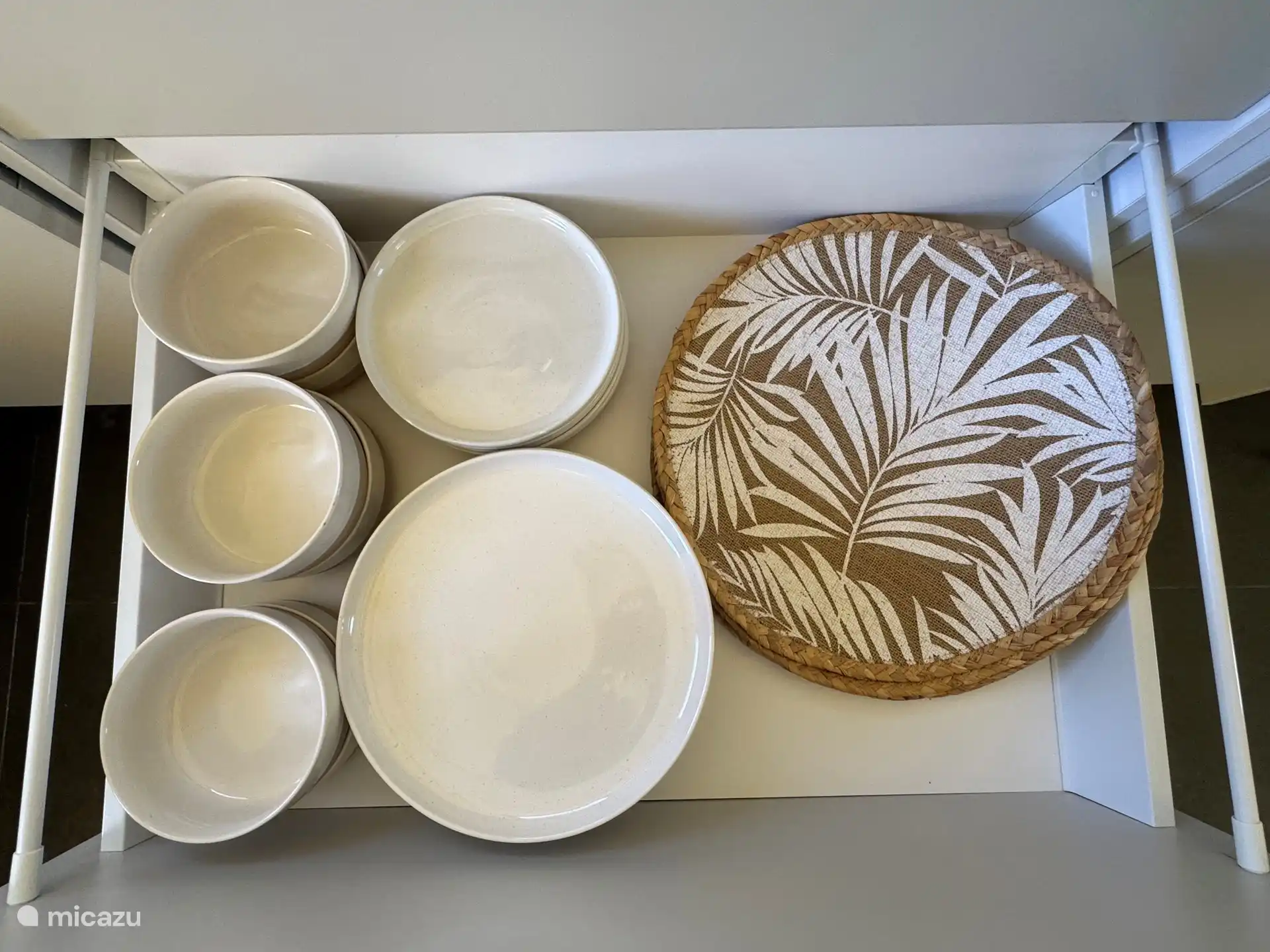 Ensemble complet de plaques.