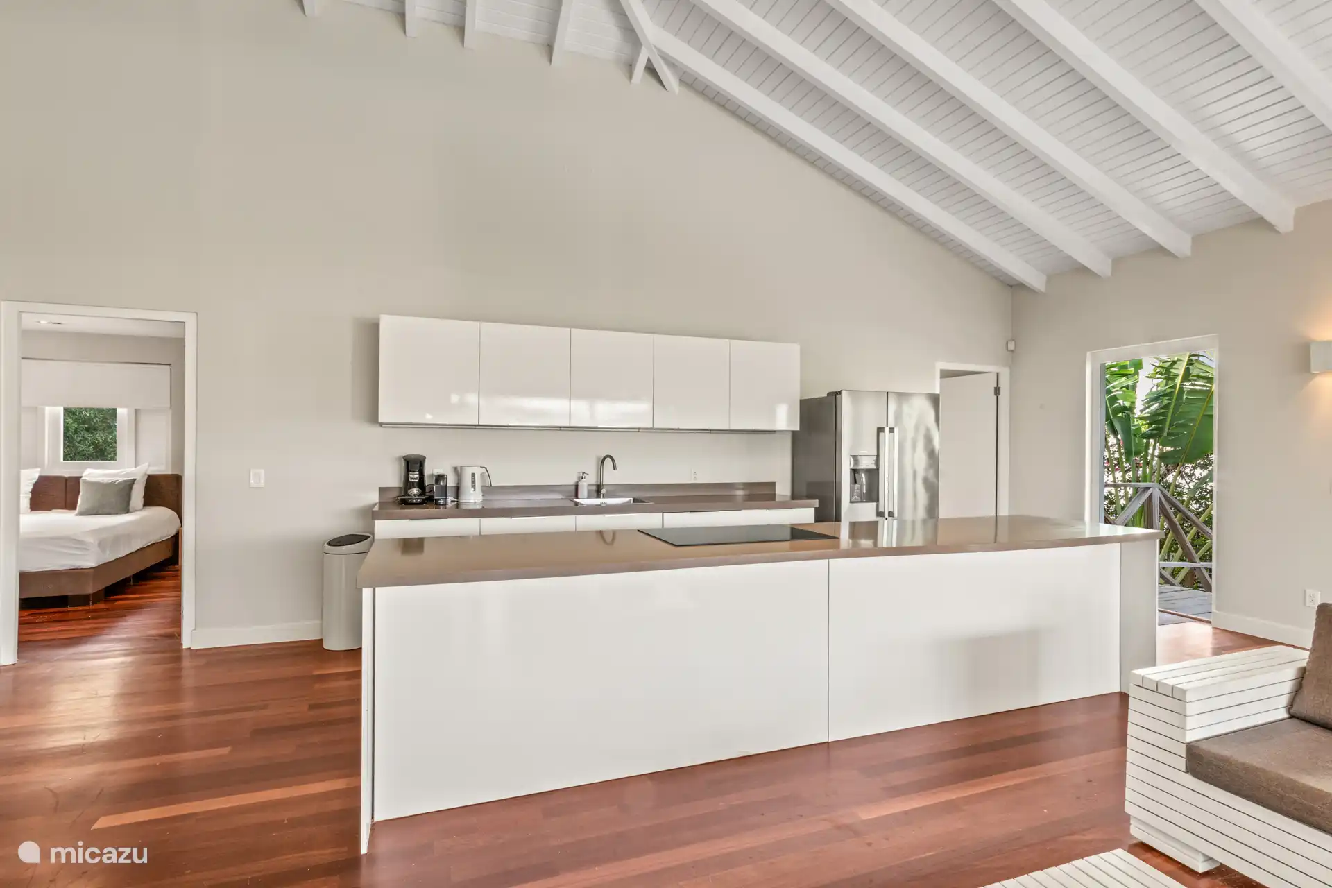 Luxuriöse offene Küche