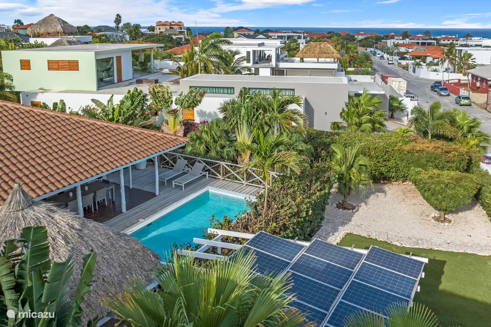 Luftaufnahme der Villa.