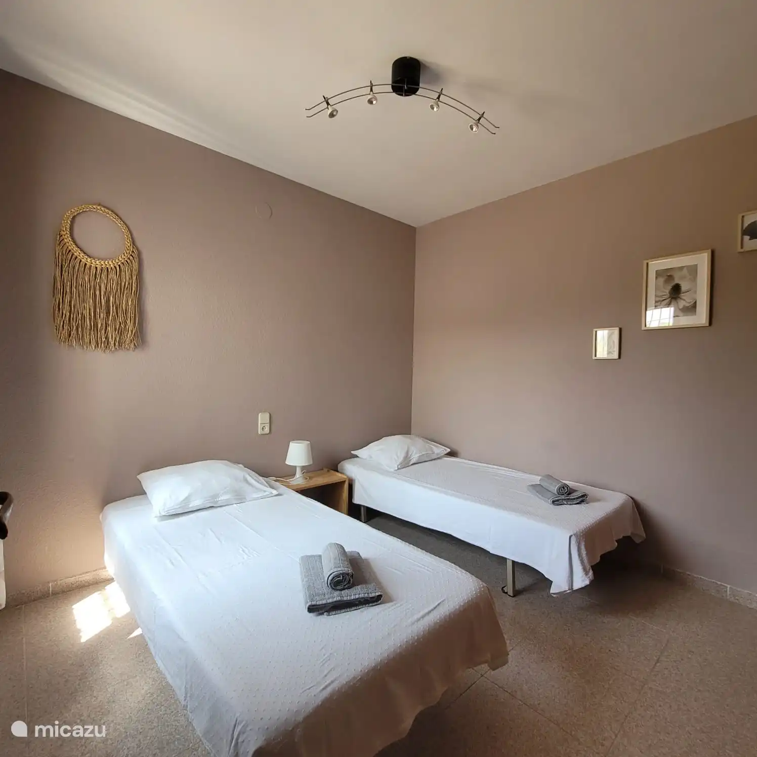 Schlafzimmer 3 mit 2x Einzelbett