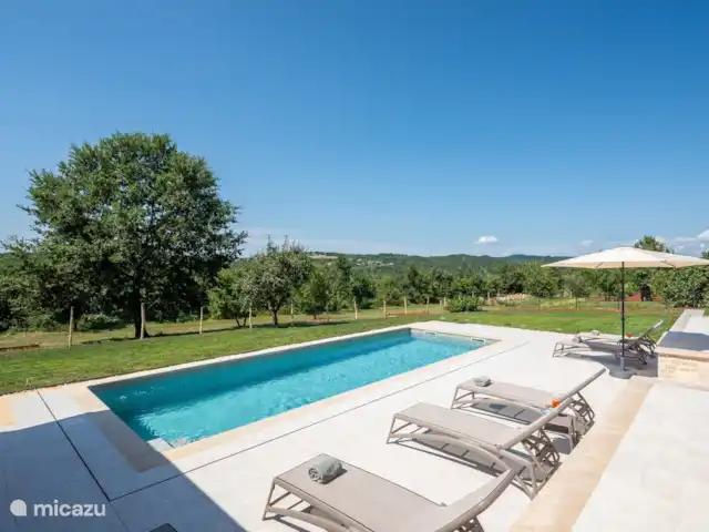 Villa Belci huren in Kroatië, Istrië, Pazin - villa uitzicht vanaf terras